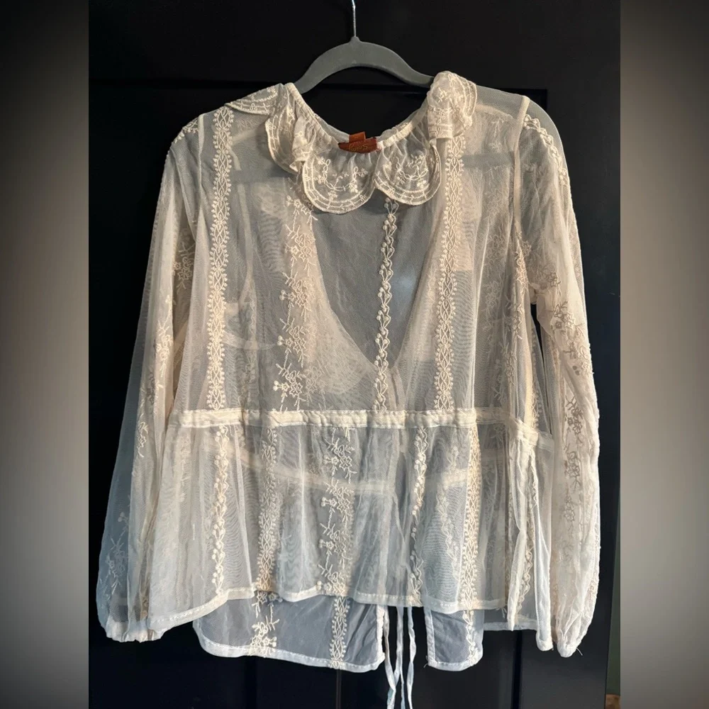 Scully Cream Lace Women's Top - Picture 4 of 4